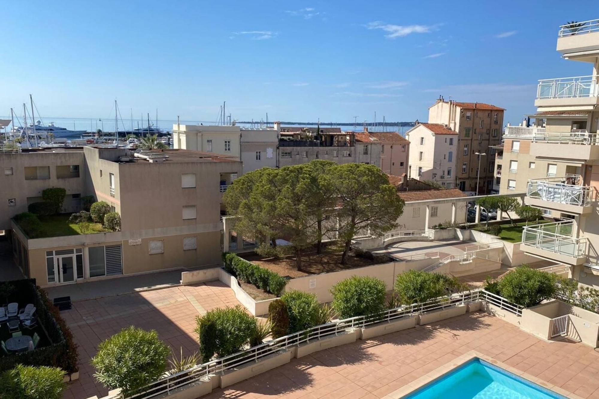 06Ai - Beautiful Renovated Studio - Sea And Pool View Vallauris Eksteriør bilde